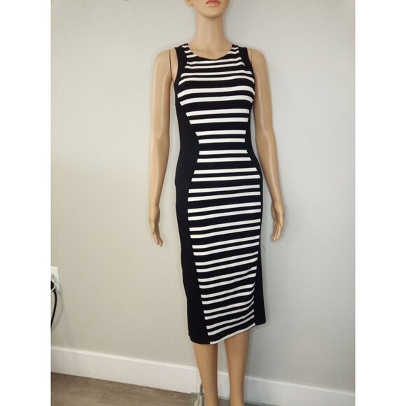 Urban Rose Black White Striped Midi Dress Size Medium - Picture 1 of 6